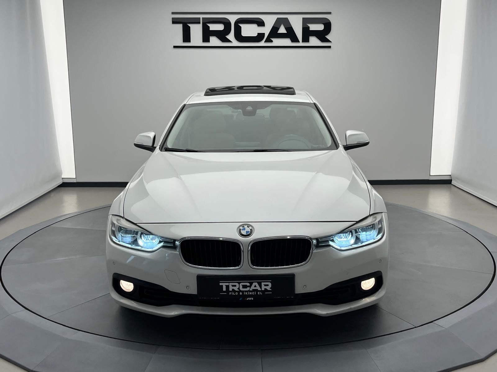 BMW 3 Serisi 318i Premium Line araç fotoğrafı 8