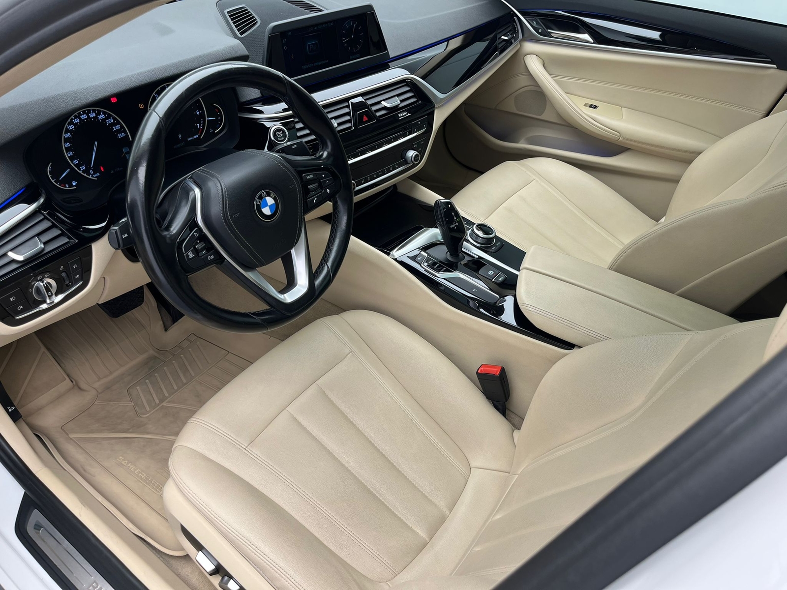 BMW 5 Serisi 520i Prestige araç fotoğrafı 18