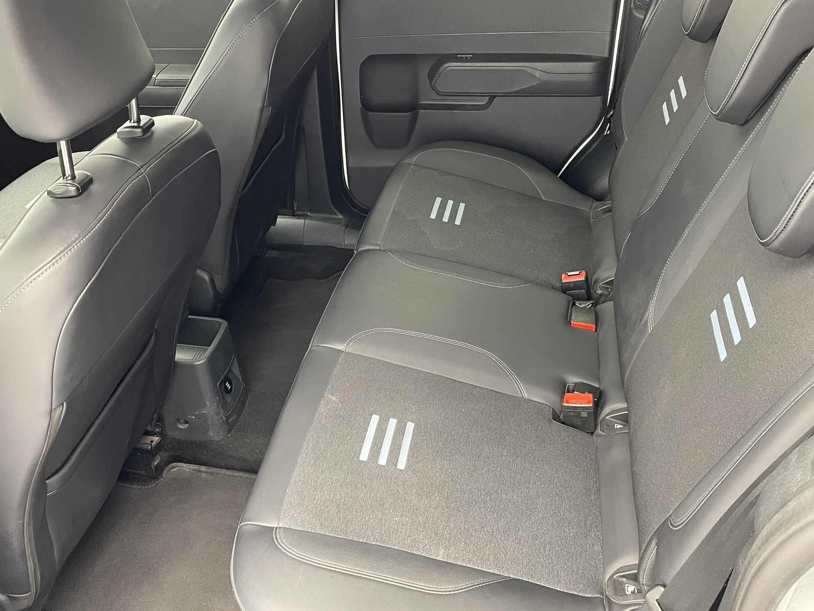 Ford Tourneo Courier 1.0 EcoBoost Active araç fotoğrafı 13