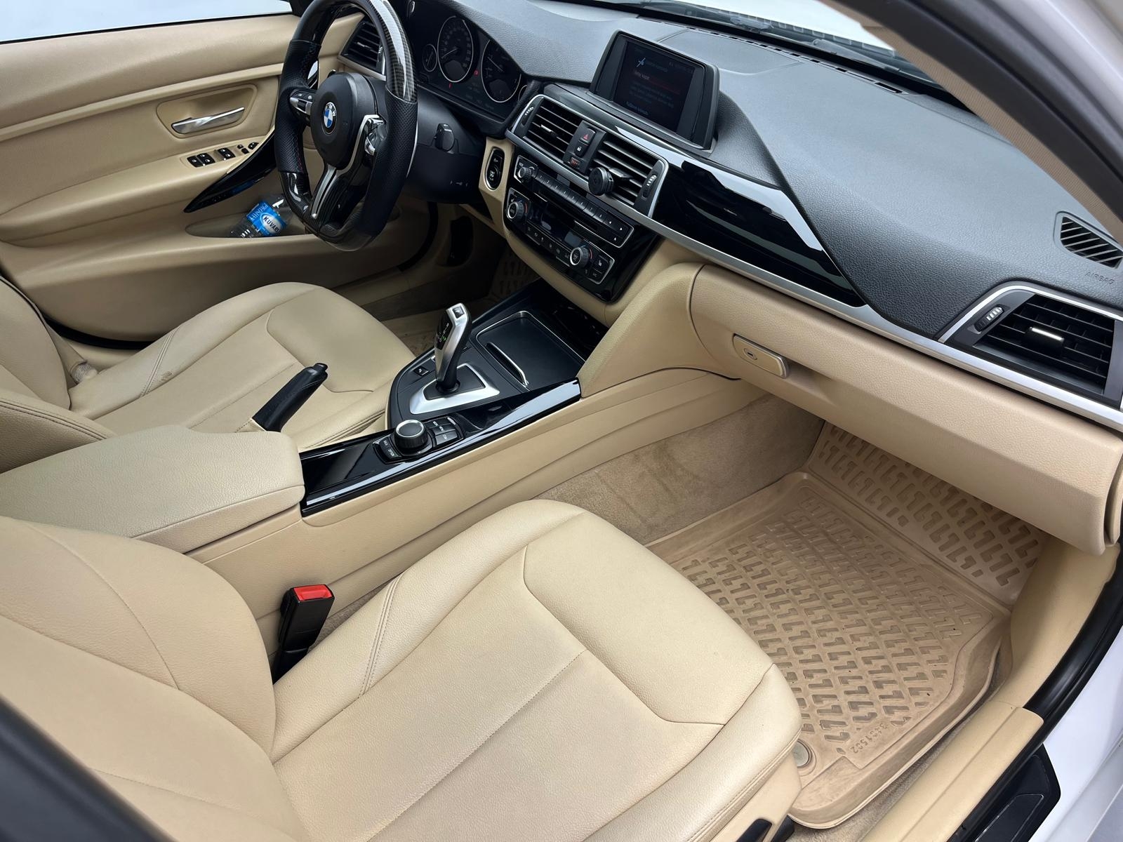 BMW 3 Serisi 318i Premium Line araç fotoğrafı 17
