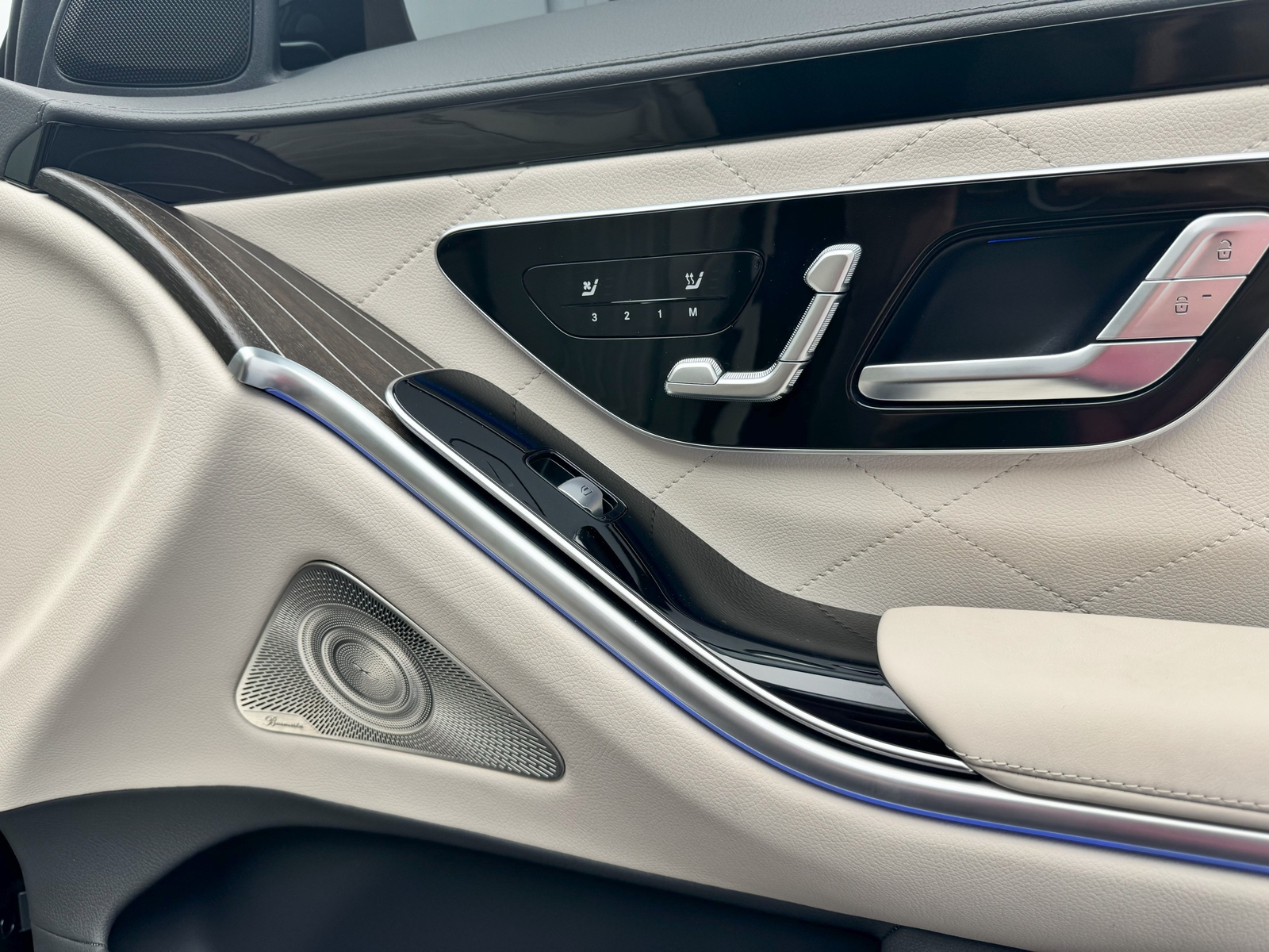 Mercedes-Benz S 400 d araç fotoğrafı 14